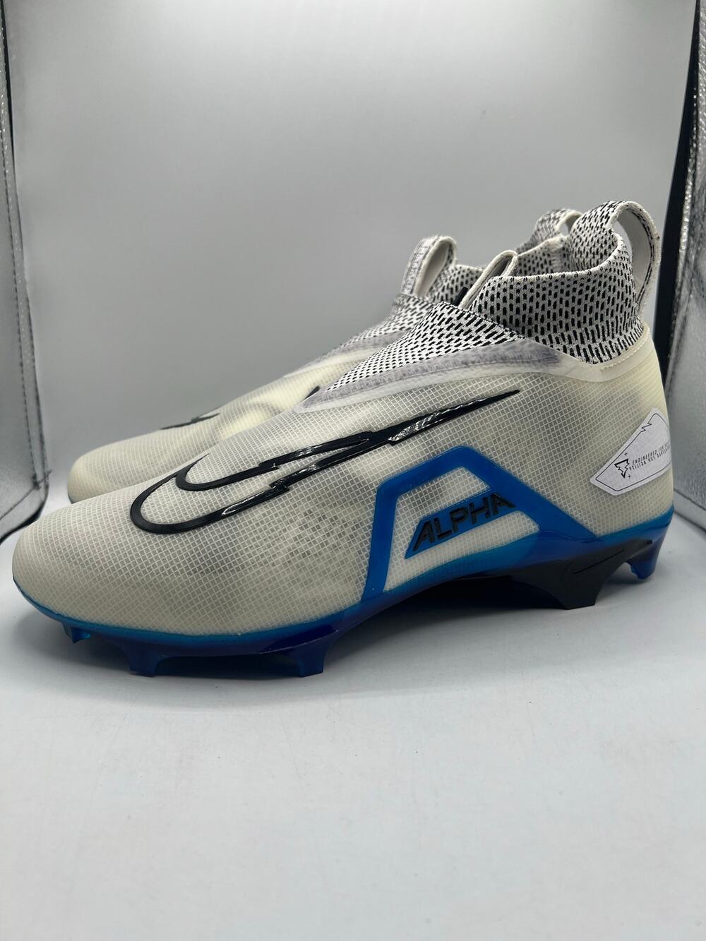 Nike Alpha Menace Elite 3 ‘White Black Game Royal’ size 10 mens